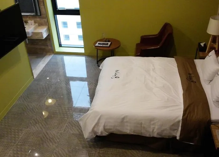 Boutique 9 Hotel