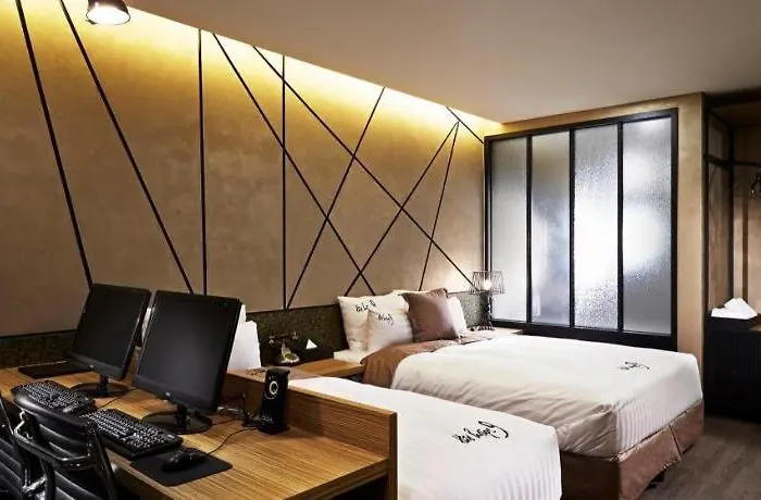 Boutique 9 Hotel