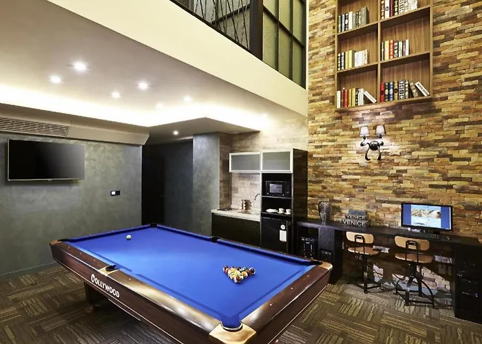 Boutique 9 Hotel 3*
